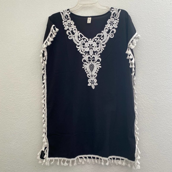 No Brand Other - Black swim cover up with white lace and tassel trim (Size:Small)